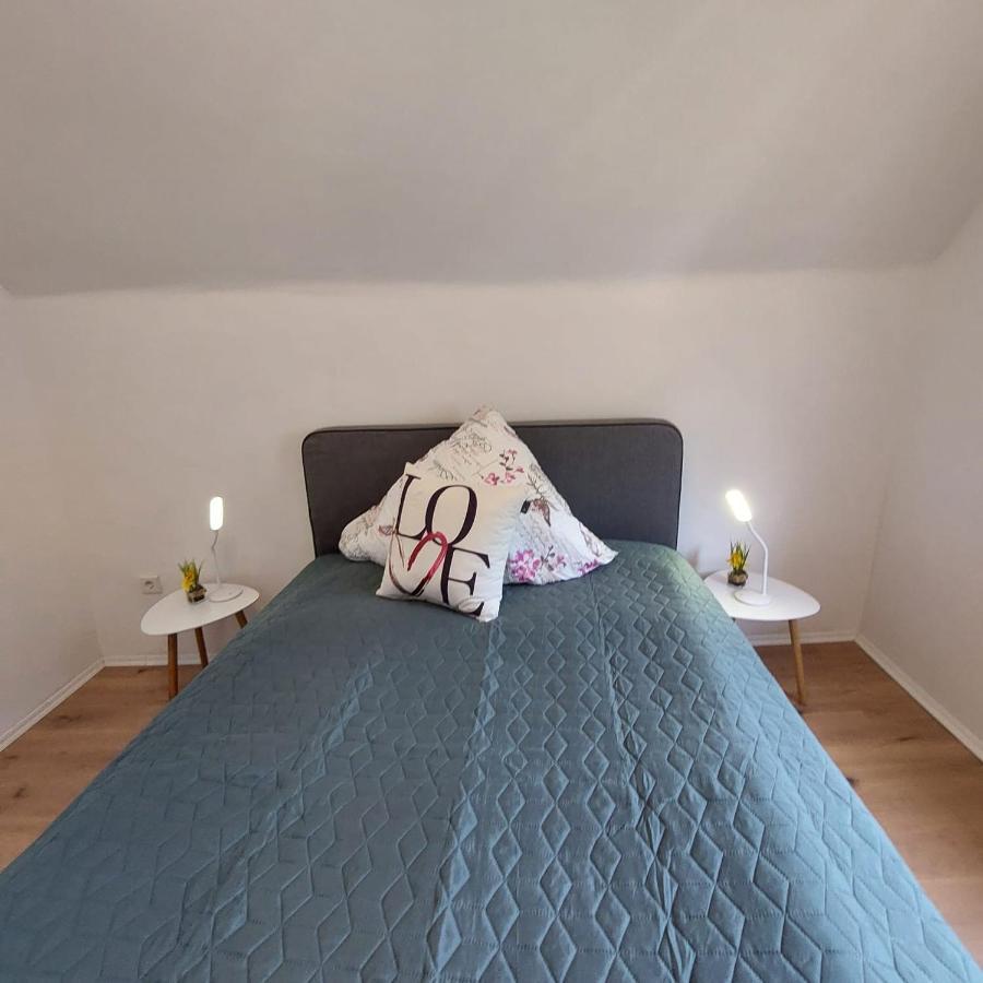 Hotel 24 Bilstein Bagian luar foto