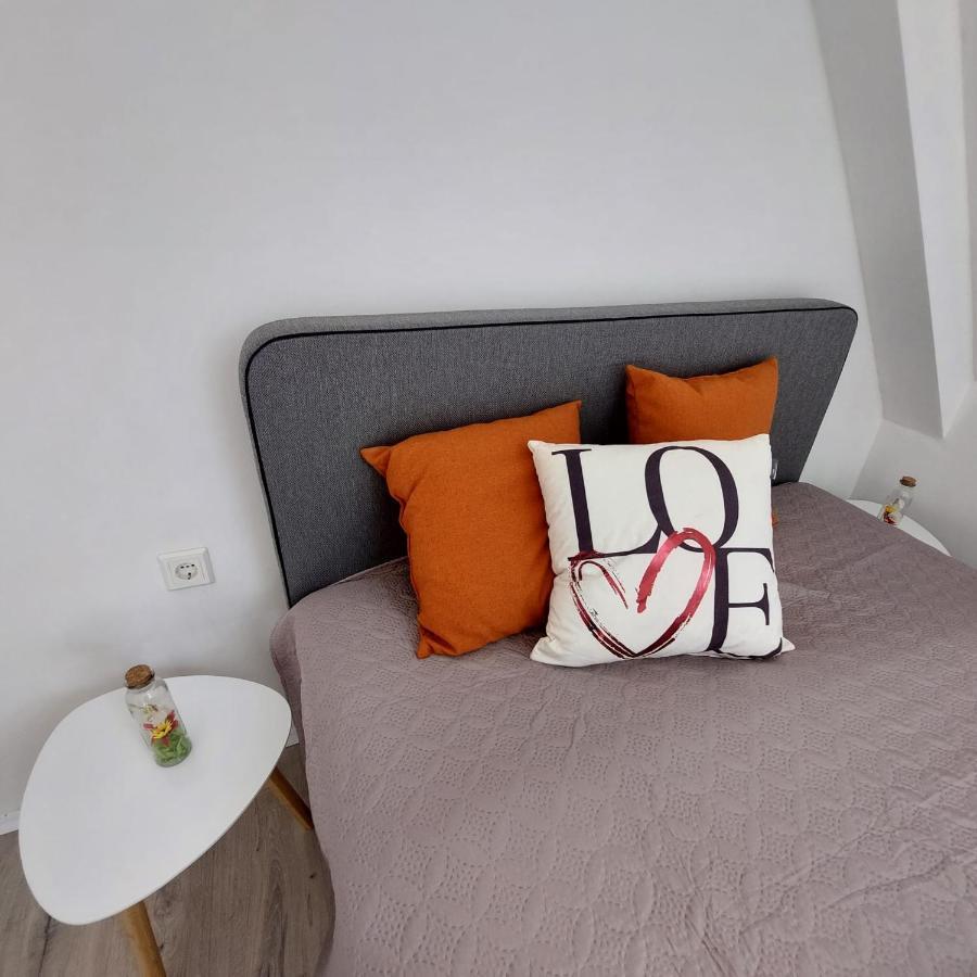 Hotel 24 Bilstein Bagian luar foto