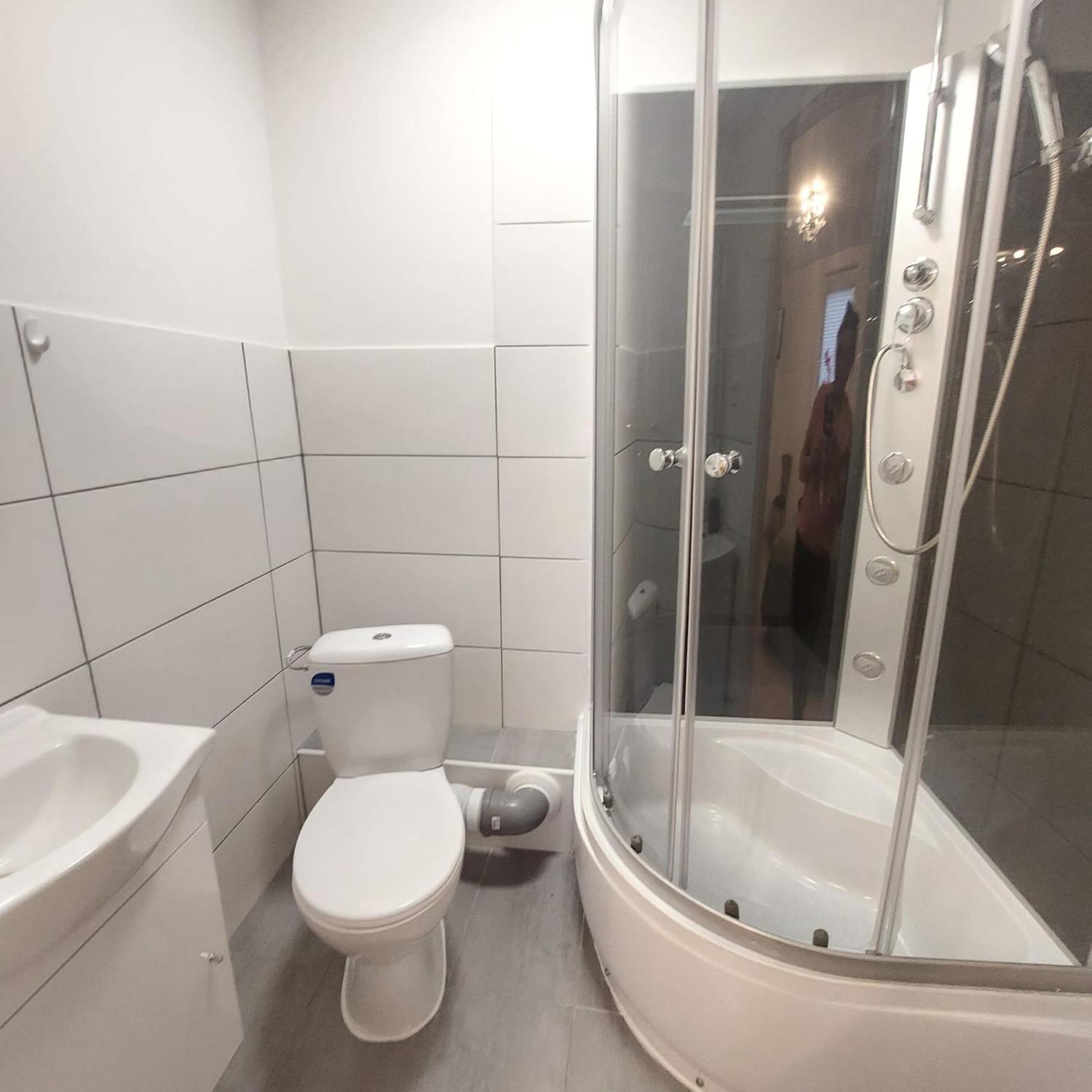 Hotel 24 Bilstein Bagian luar foto